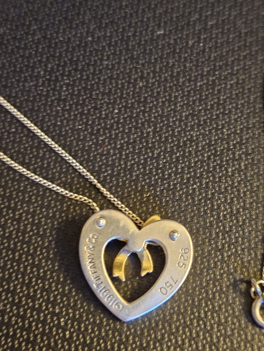 Tiffany & Co 18k gold and 925 Silver Vintage Heart & Bow Necklace 17 inch COA - Picture 4 of 14